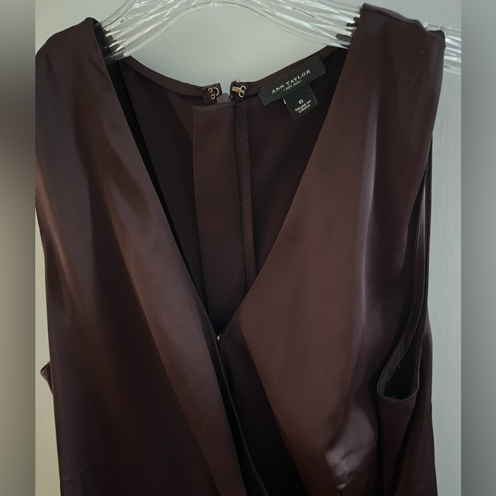 Ann Taylor brown stretch satin sleeveless blouse